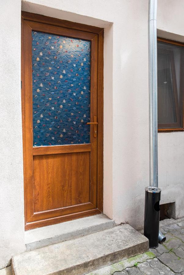 Center Walking Apartment And Room Bucureşti Exterior foto