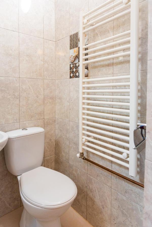 Center Walking Apartment And Room Bucureşti Exterior foto