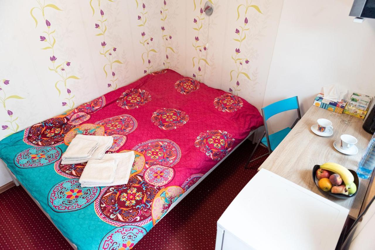 Center Walking Apartment And Room Bucureşti Exterior foto